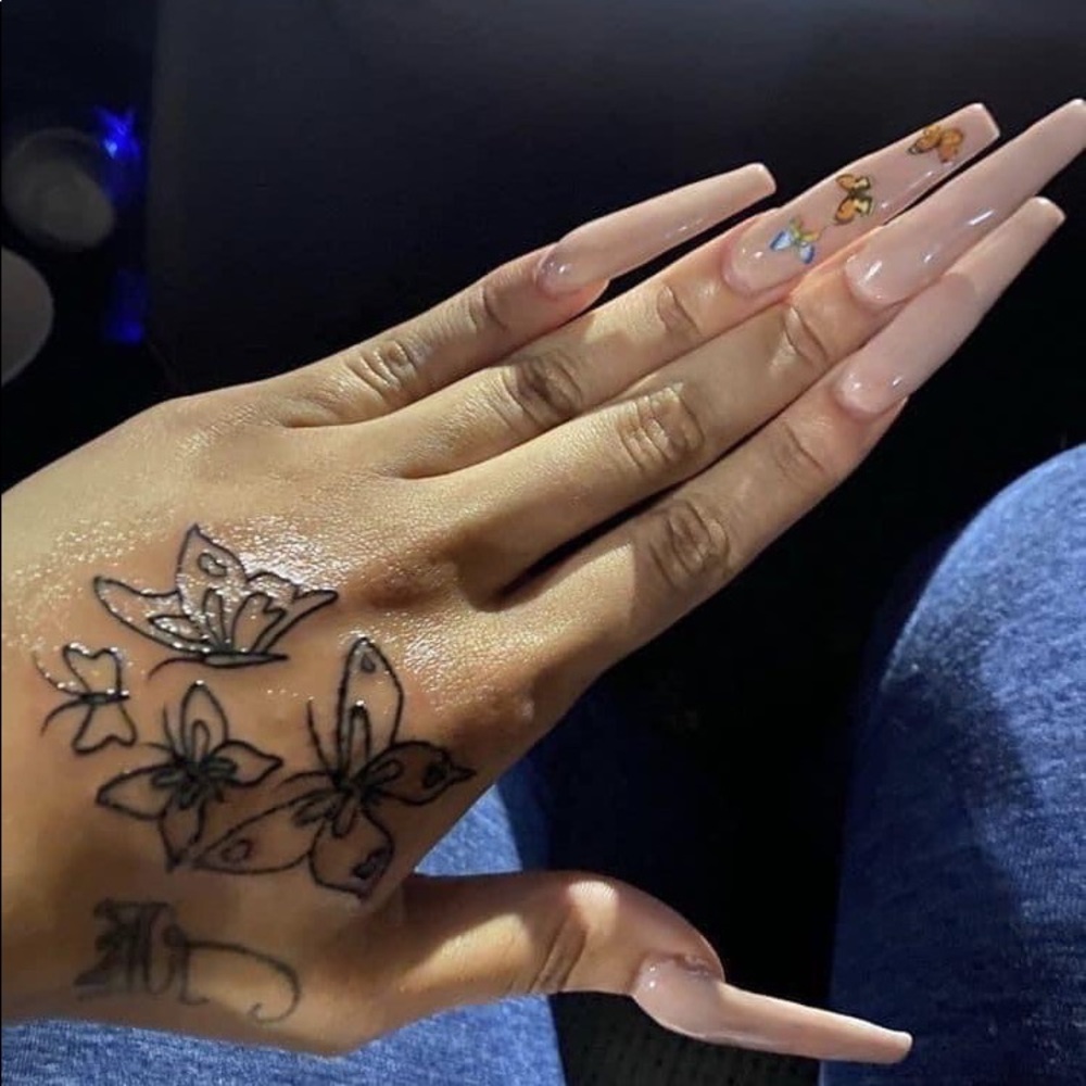 Meet your Posher, Leslie